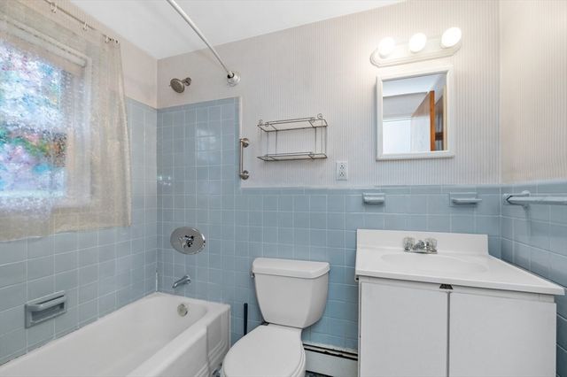 37 Upland Rd, Waltham, MA 02451