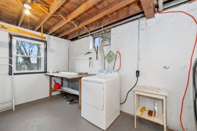 37 Upland Rd, Waltham, MA 02451