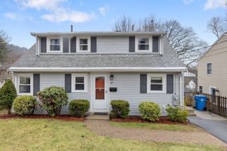 37 Upland Rd, Waltham, MA 02451