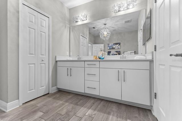 11458 CROWNED SPARROW LANE, Tampa, FL 33626