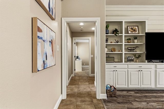 2013 Fringewood Dr, Midland, TX 79707