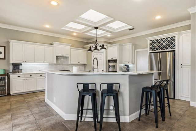 2013 Fringewood Dr, Midland, TX 79707