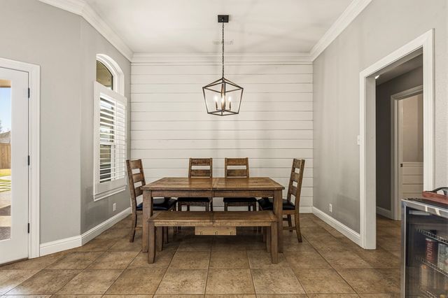 2013 Fringewood Dr, Midland, TX 79707