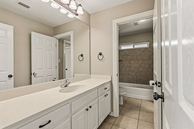 2013 Fringewood Dr, Midland, TX 79707