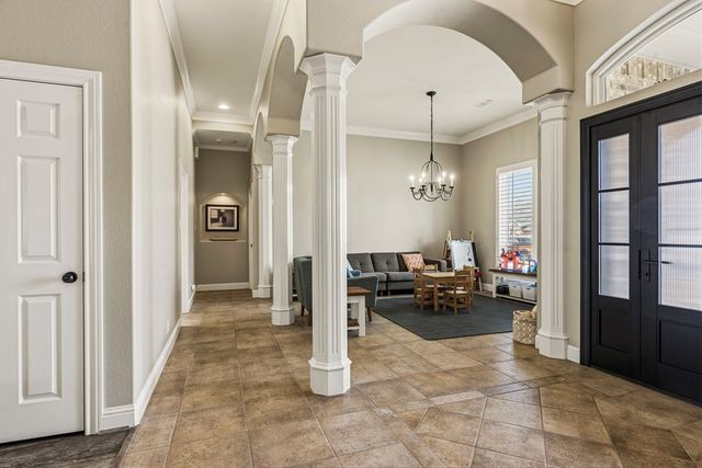 2013 Fringewood Dr, Midland, TX 79707