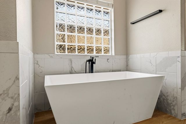 2013 Fringewood Dr, Midland, TX 79707