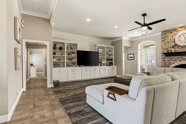 2013 Fringewood Dr, Midland, TX 79707