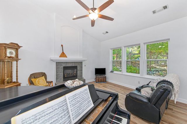 180 Fillmore, Colfax, CA 95713