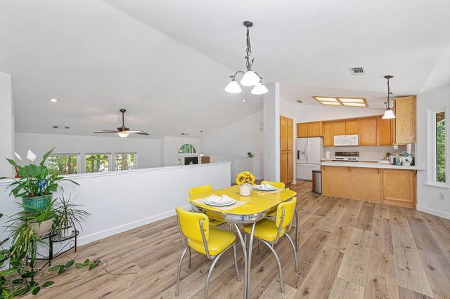 180 Fillmore, Colfax, CA 95713