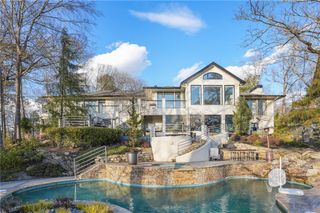 7 Whitewater Trail, Atlanta, GA 30327