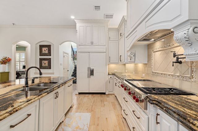 3505 Chimney Rock Drive, Flower Mound, TX 75022