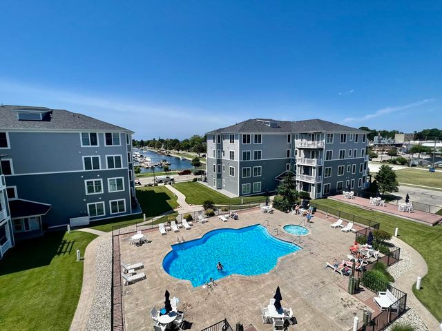 200 S Robert Street 58, Ludington, MI 49431