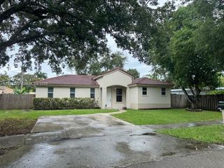 21733 Ingraham Ave Road 21733, Cutler Bay, FL 33190