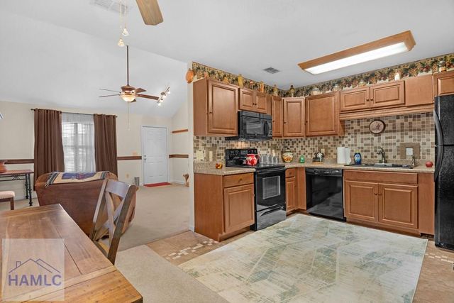 121 John Gibson Court NE, Hinesville, GA 31313