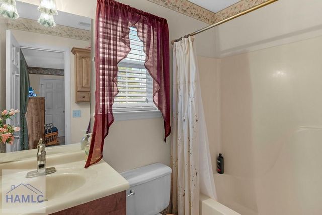 121 John Gibson Court NE, Hinesville, GA 31313