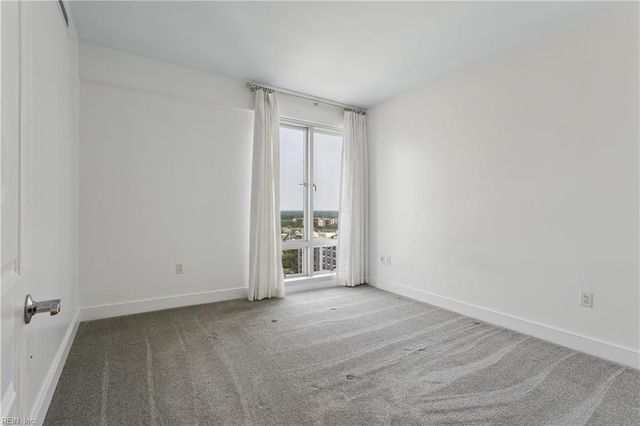 4545 Commerce St Unit 1608, Virginia Beach, VA 23462