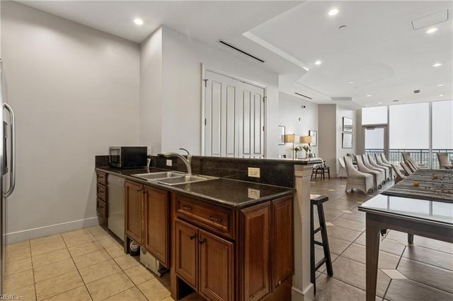 4545 Commerce St Unit 1608, Virginia Beach, VA 23462