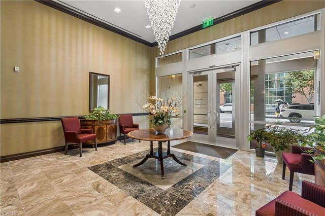 4545 Commerce St Unit 1608, Virginia Beach, VA 23462