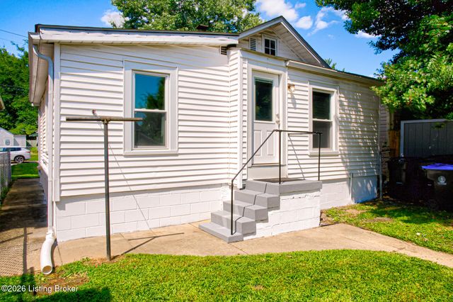 2123 Bradley Ave, Louisville, KY 40217
