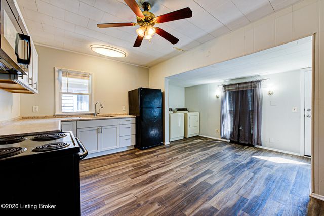 2123 Bradley Ave, Louisville, KY 40217