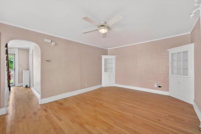 1463 N Franklin PLACE, Milwaukee, WI 53202
