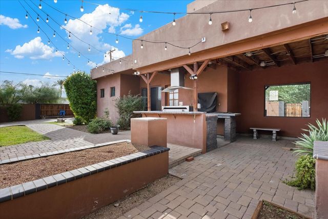 1629 W WILLETTA Street, Phoenix, AZ 85007