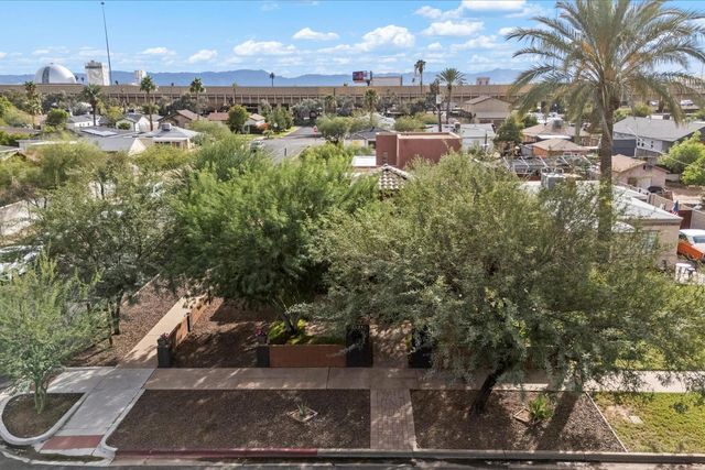 1629 W WILLETTA Street, Phoenix, AZ 85007