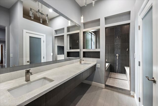 1629 W WILLETTA Street, Phoenix, AZ 85007