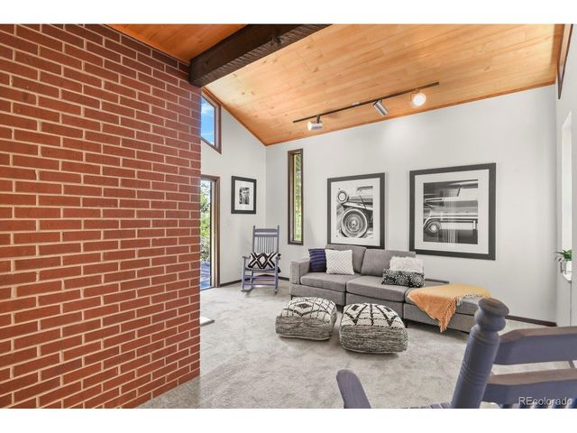 3402 S Dallas Ct, Denver, CO 80231