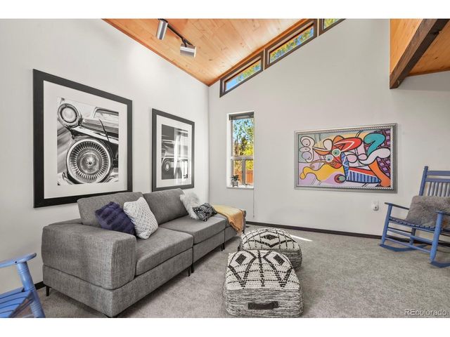 3402 S Dallas Ct, Denver, CO 80231