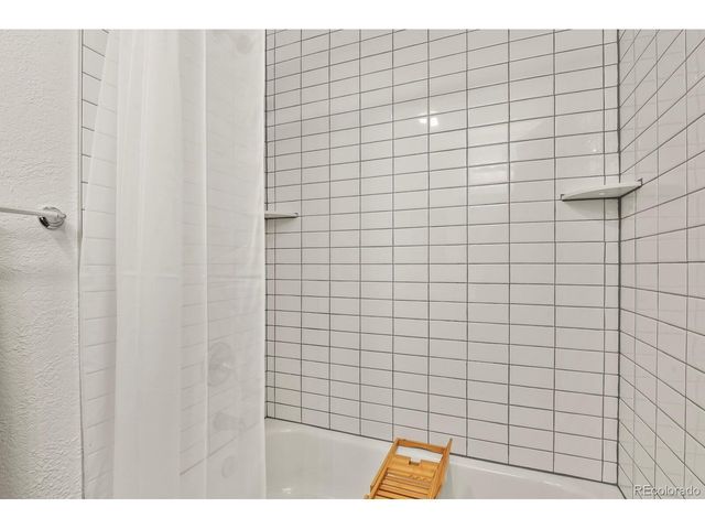 3402 S Dallas Ct, Denver, CO 80231