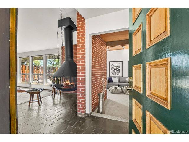 3402 S Dallas Ct, Denver, CO 80231