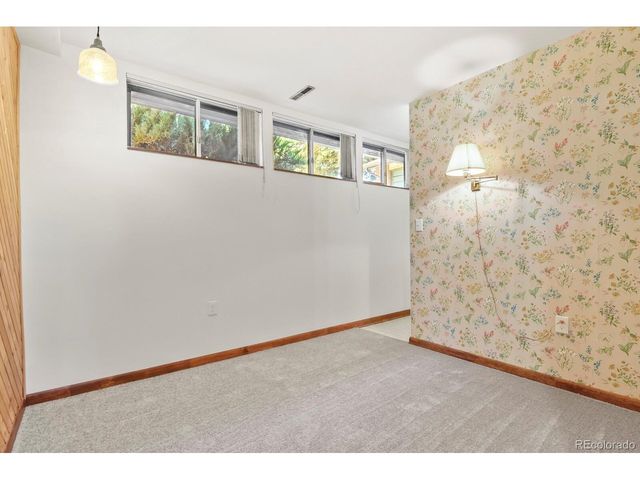 3402 S Dallas Ct, Denver, CO 80231