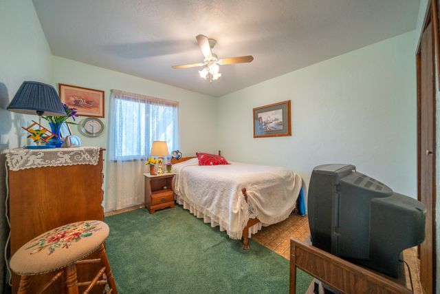 16433 China Gulch Drive, Anderson, CA 96007