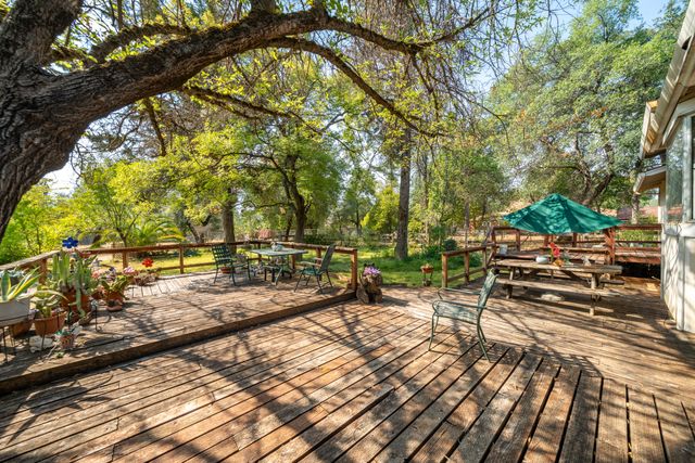 16433 China Gulch Drive, Anderson, CA 96007