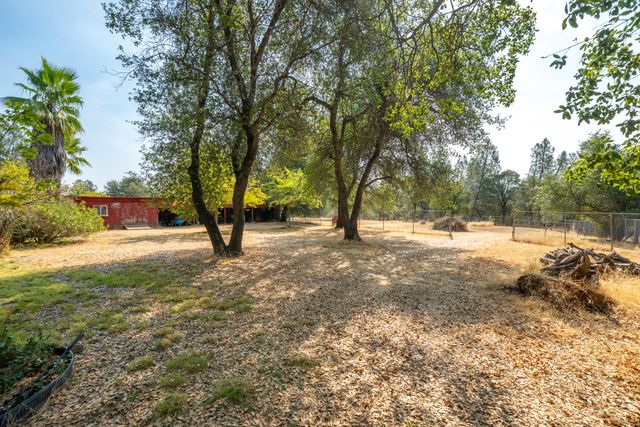 16433 China Gulch Drive, Anderson, CA 96007