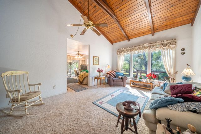 16433 China Gulch Drive, Anderson, CA 96007