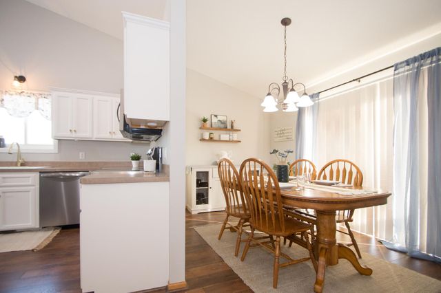 265 Arbor Curve NE, Cokato, MN 55321