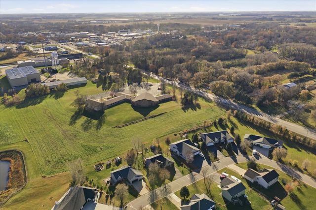 265 Arbor Curve NE, Cokato, MN 55321