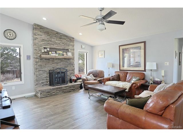 109 S Chi Chi Dr, Pueblo, CO 81007