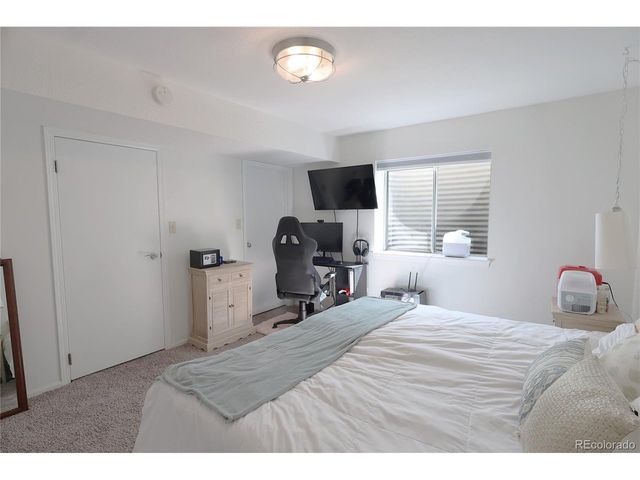 109 S Chi Chi Dr, Pueblo, CO 81007