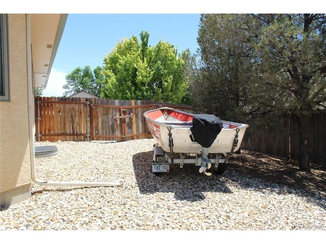 109 S Chi Chi Dr, Pueblo, CO 81007