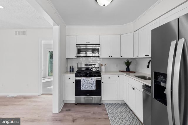 605 TAIT RD, Somerdale, NJ 08083