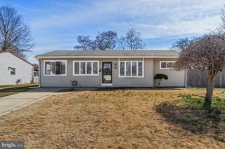 605 TAIT RD, Somerdale, NJ 08083