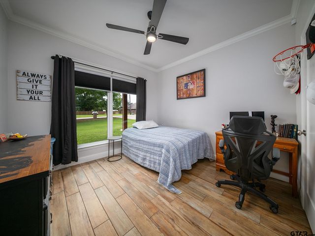 8822 County Road 152 W, Bullard, TX 75757