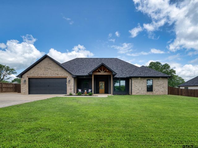 8822 County Road 152 W, Bullard, TX 75757