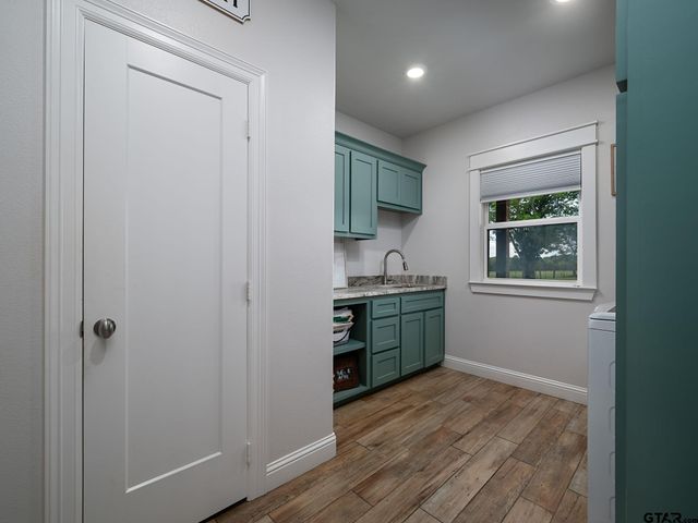 8822 County Road 152 W, Bullard, TX 75757