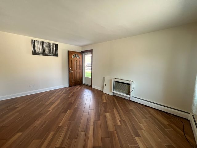 5419 S Massasoit Avenue 5, Chicago, IL 60638
