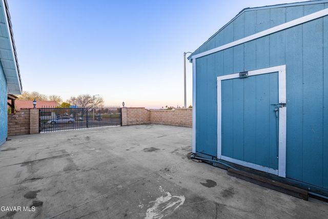 5704 Bulford Place, Quartz Hill, CA 93536