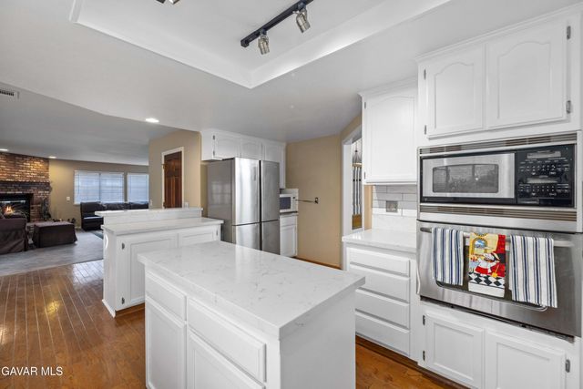 5704 Bulford Place, Quartz Hill, CA 93536